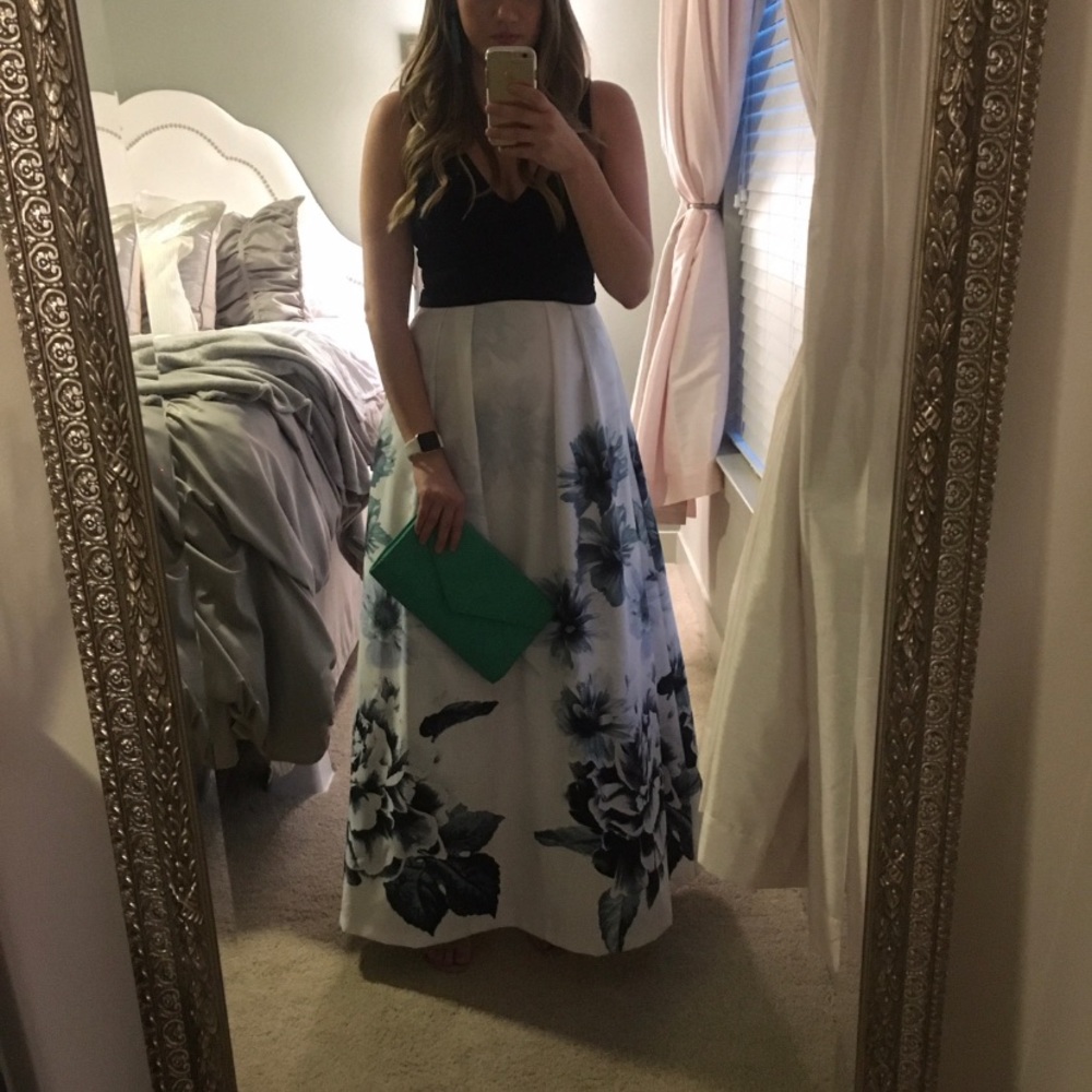 Beautiful Xscape Floral A Line Gown
